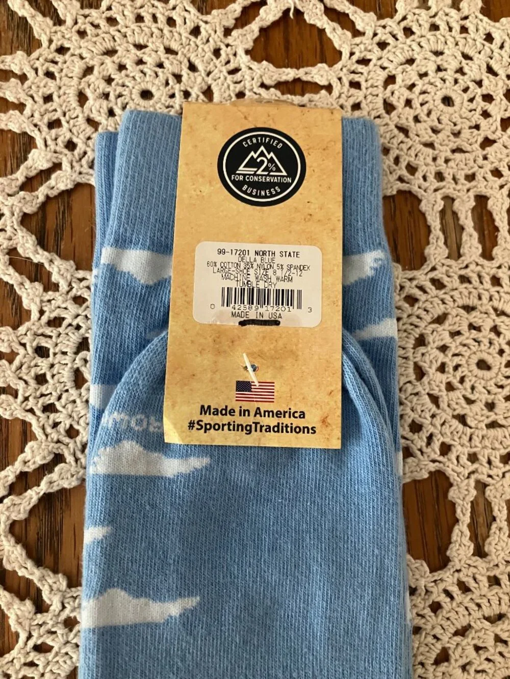 New Men’s Sz. Large Brown Dog Socks Della Blue with Clouds